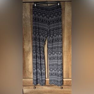Viereck Black and Gray Patterned Wide Leg Pants